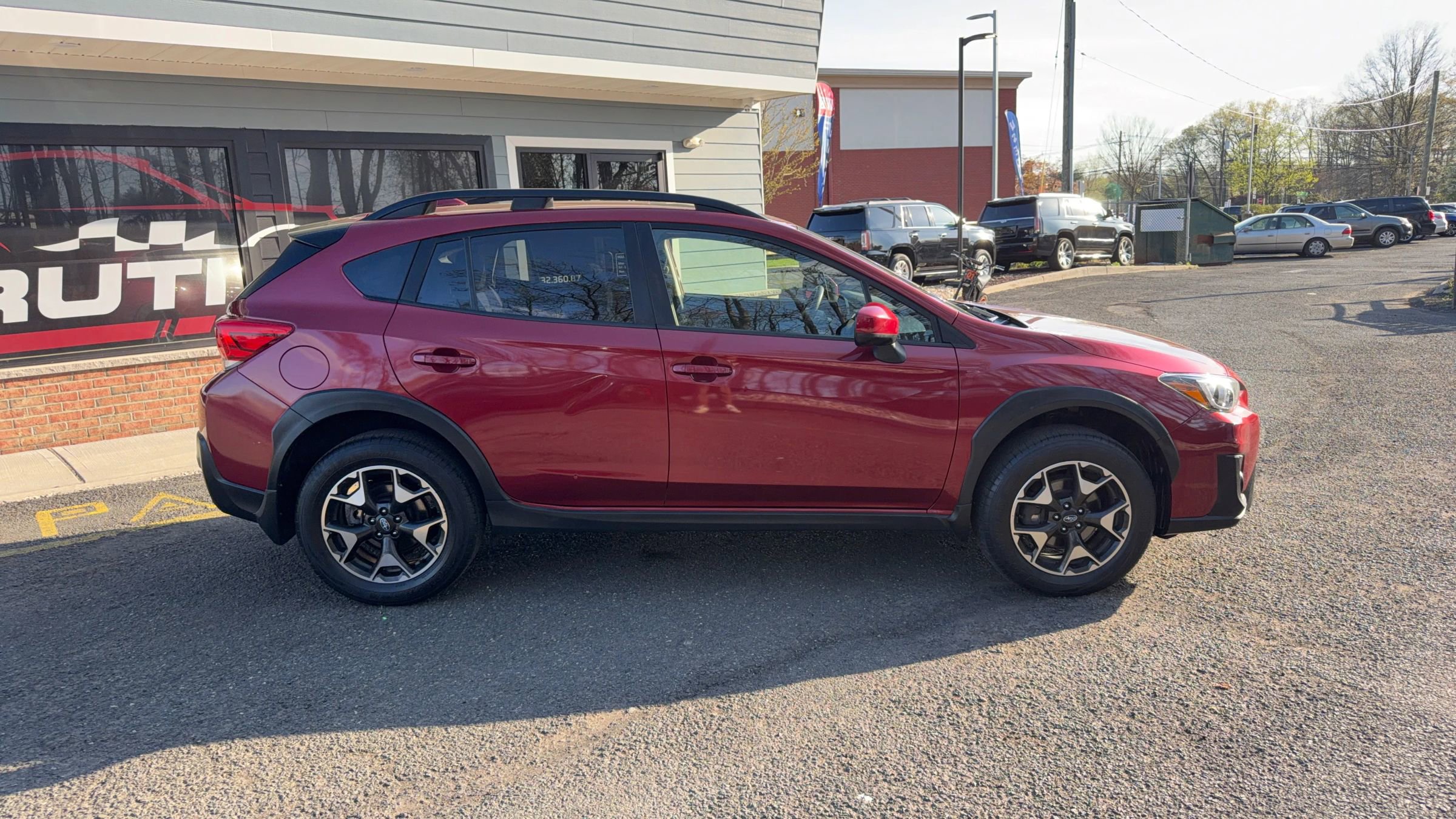 Used 2019 Subaru Crosstrek 2.0i Premium AWD/4WD image 4