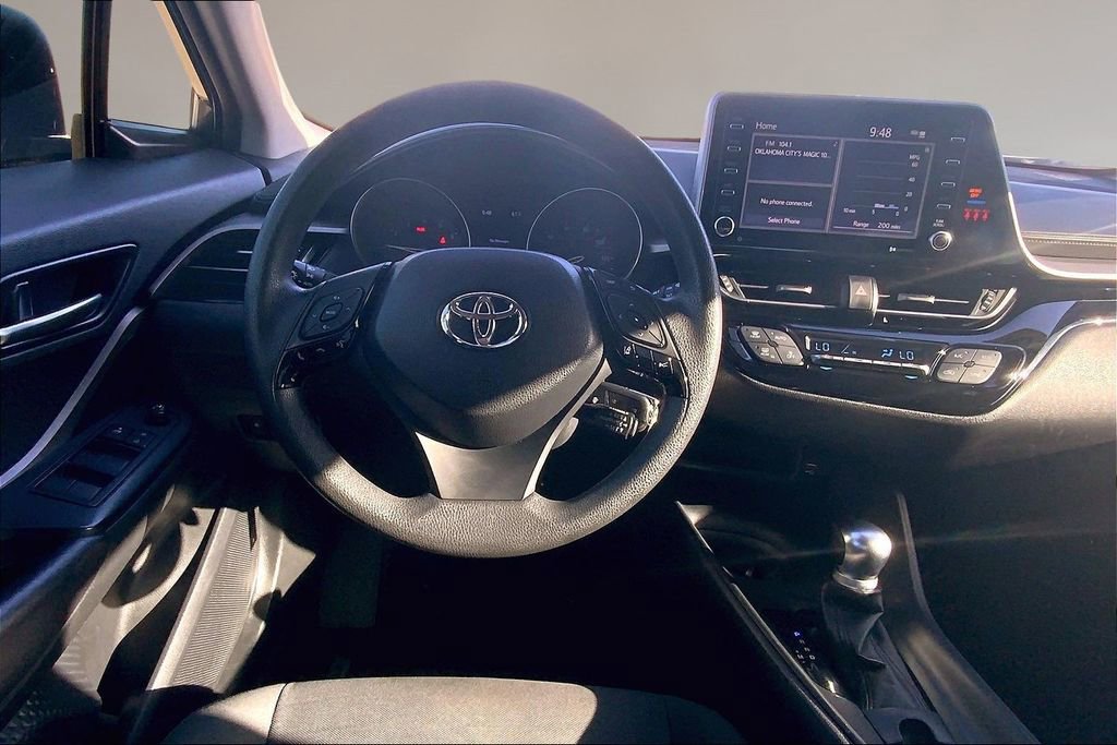 Used 2020 Toyota C-HR LE image 5