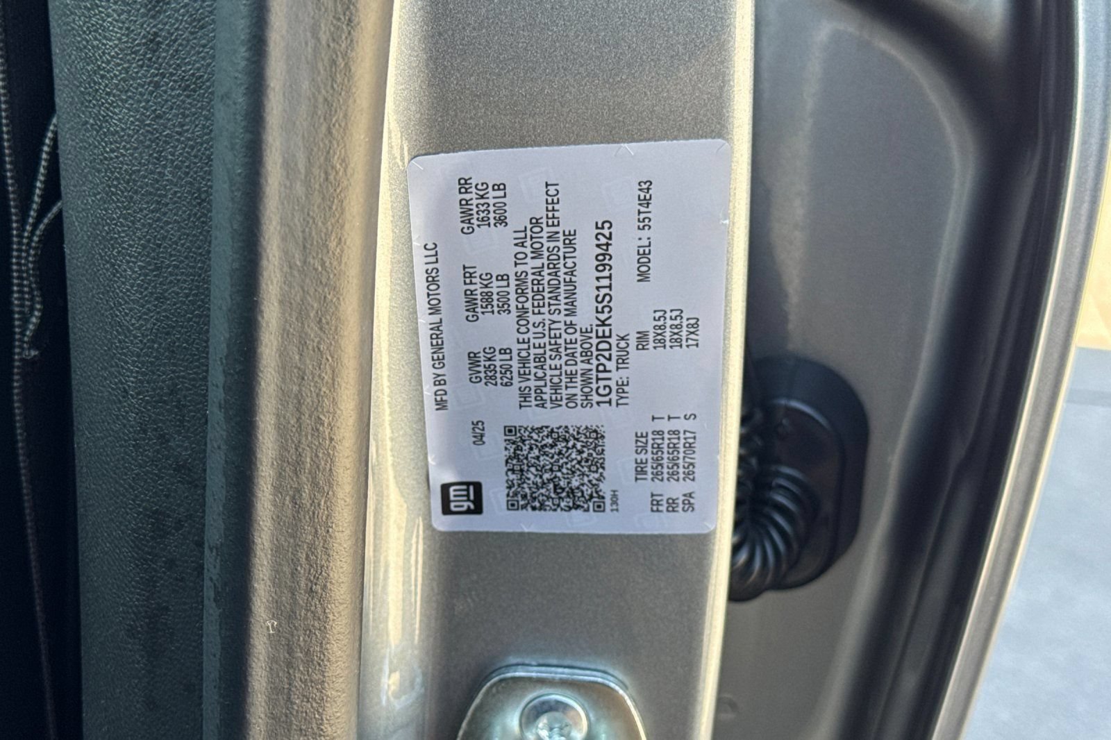 Certified 2025 GMC Canyon AT4 AWD/4WD image 28