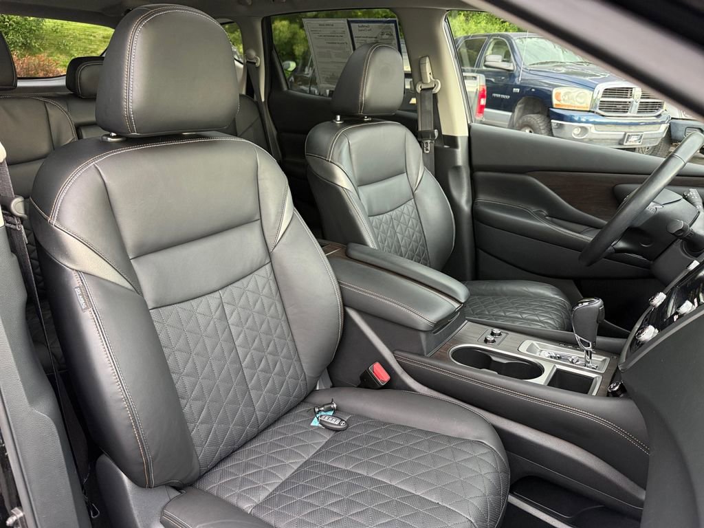 Used 2024 Nissan Murano Platinum w/ Cargo Package AWD/4WD image 18