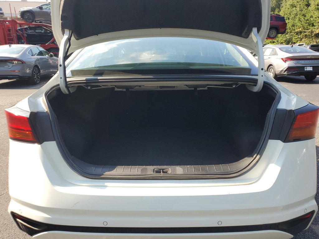 Used 2025 Nissan Altima 2.5 SV AWD/4WD image 9