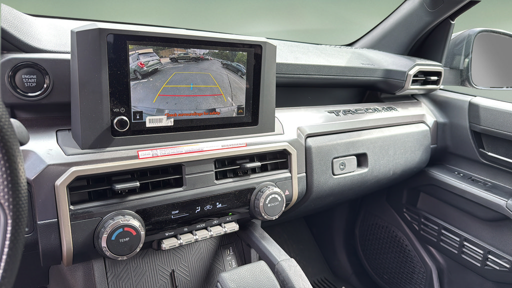 Certified 2025 Toyota Tacoma SR5 AWD/4WD image 28