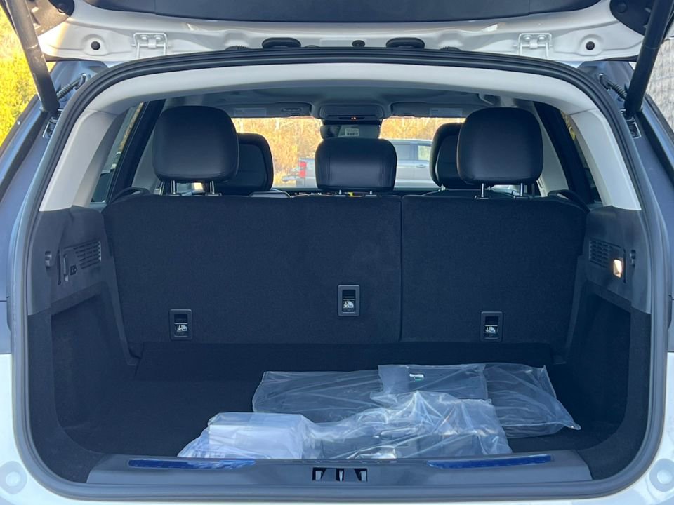 New 2026 Lincoln Nautilus Reserve w/ Jet Appearance Package AWD/4WD image 32