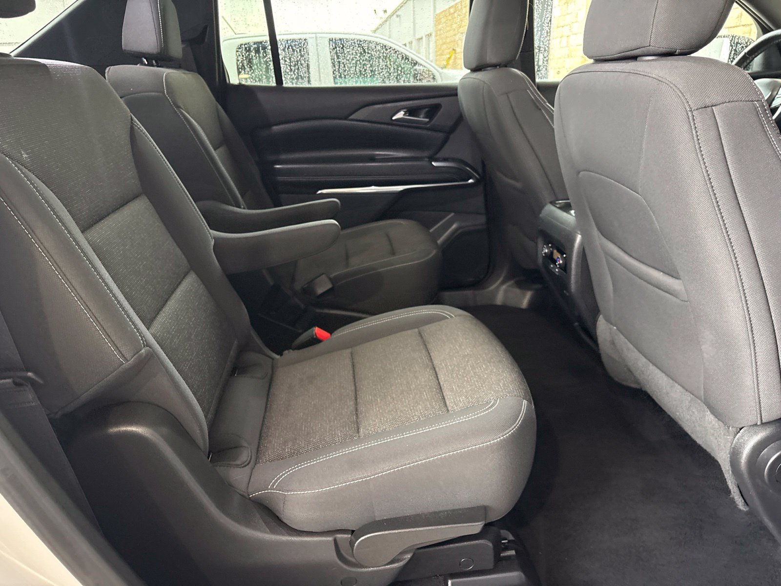 Used 2024 Chevrolet Traverse LT FWD image 20