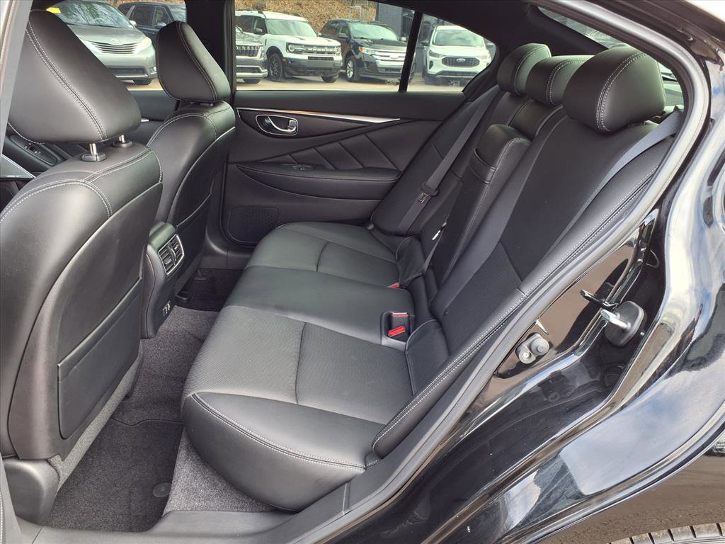 Used 2023 INFINITI Q50 Sensory image 10