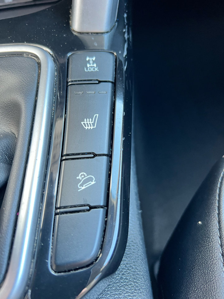 Used 2023 Kia Seltos Nightfall Edition image 18