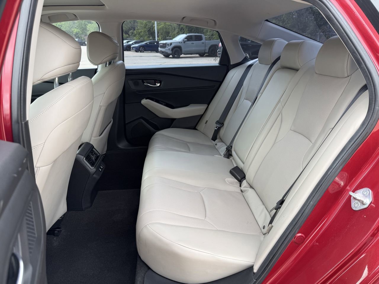 Used 2023 Honda Accord Touring image 31