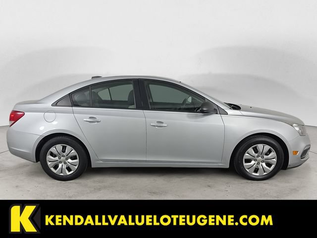 Used 2015 Chevrolet Cruze LS FWD image 6