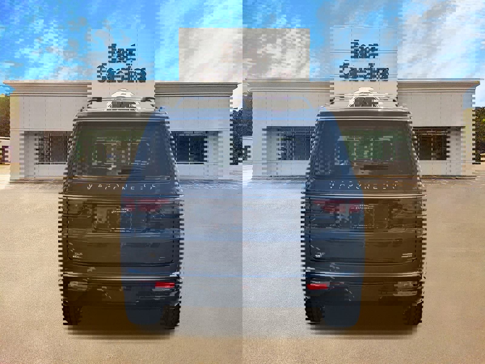 Certified 2024 Jeep Wagoneer Series III w/ Premium Group I image 4