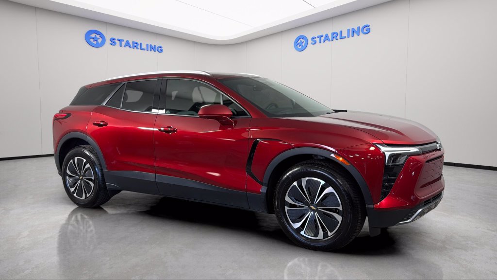 Used 2024 Chevrolet Blazer EV LT AWD/4WD image 13