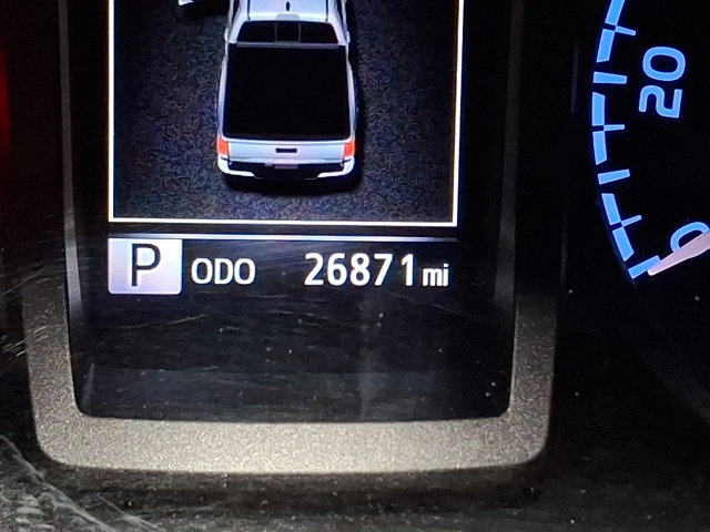 Used 2022 Toyota Tacoma TRD Off-Road w/ Technology Package image 19