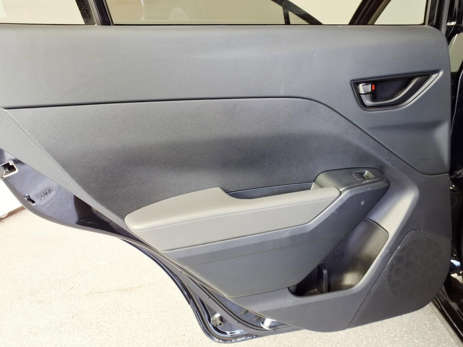 Certified 2025 Subaru Impreza 2.0i AWD/4WD image 10