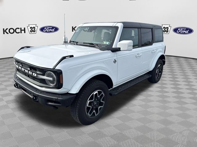 Used 2024 Ford Bronco Outer Banks AWD/4WD image 3