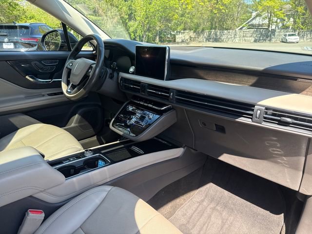 Used 2022 Lincoln Corsair Reserve w/ Elements Package AWD/4WD image 39