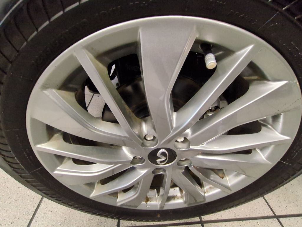 Used 2023 INFINITI QX50 Luxe image 25