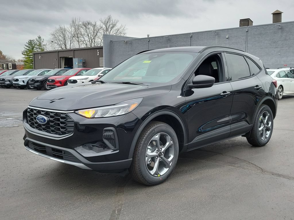 New 2026 Ford Escape ST-Line w/ Tech Pack #1 AWD/4WD image 8