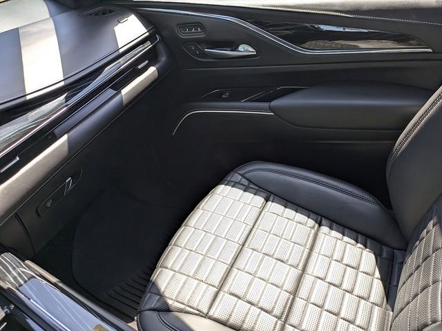 Certified 2023 Cadillac Escalade V w/ LPO, ONYX Package image 17
