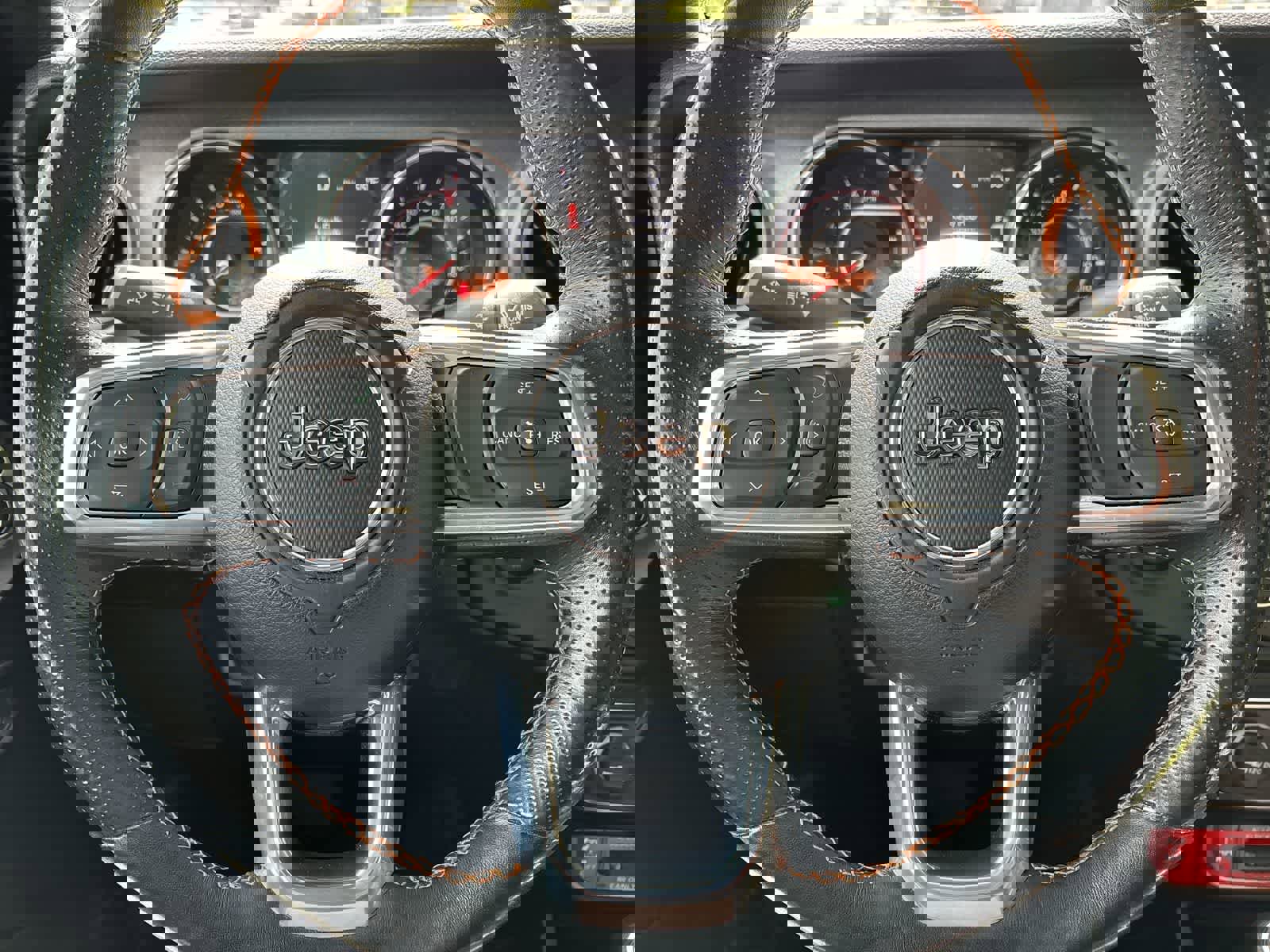 Used 2022 Jeep Gladiator Mojave w/ LED Lighting Group image 9