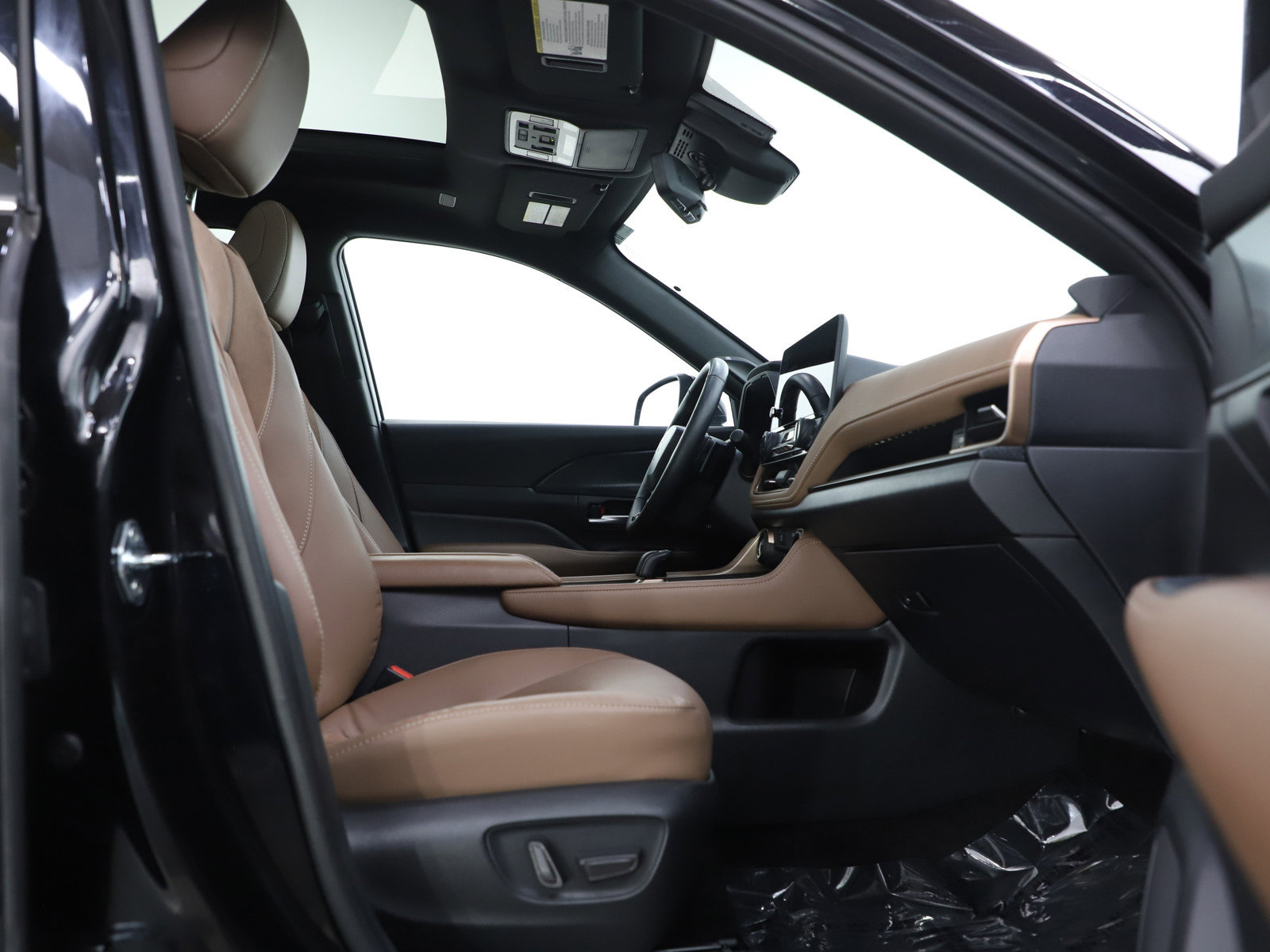 Used 2024 Toyota Grand Highlander AWD Hybrid image 11