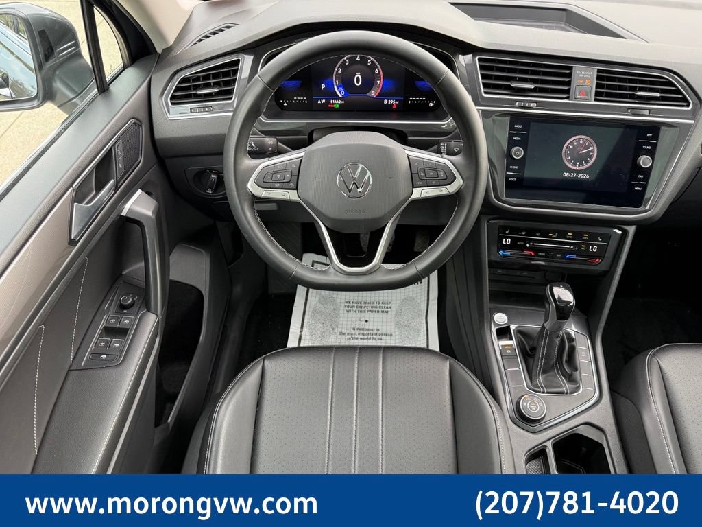 Used 2023 Volkswagen Tiguan SE w/ Panoramic Sunroof Package AWD/4WD image 32