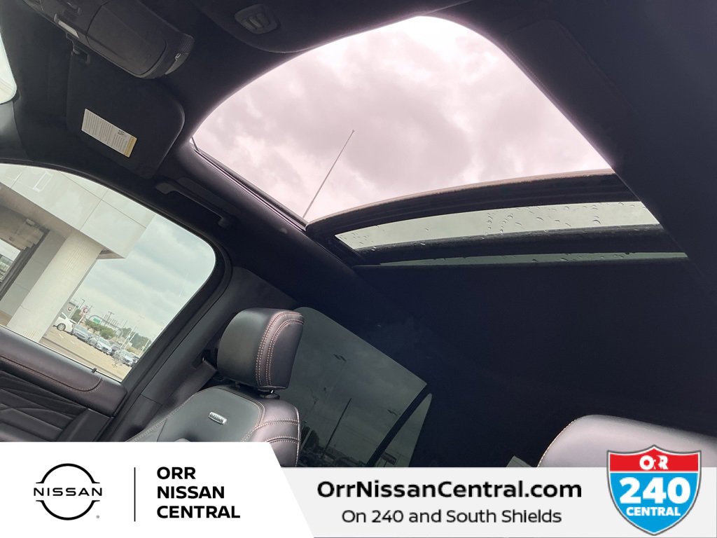 Used 2022 Ford Expedition Platinum image 18