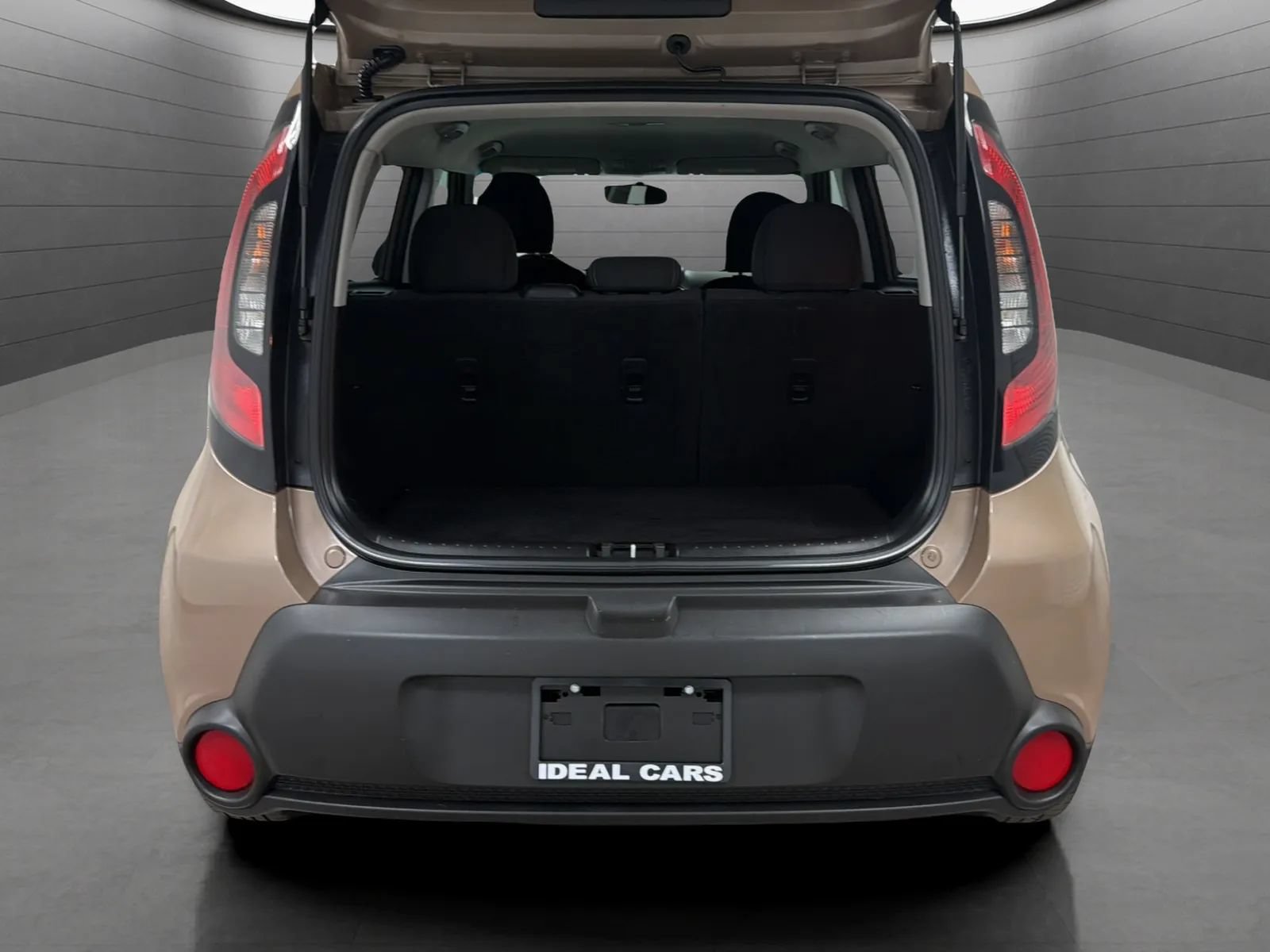 Used 2016 Kia Soul FWD image 18