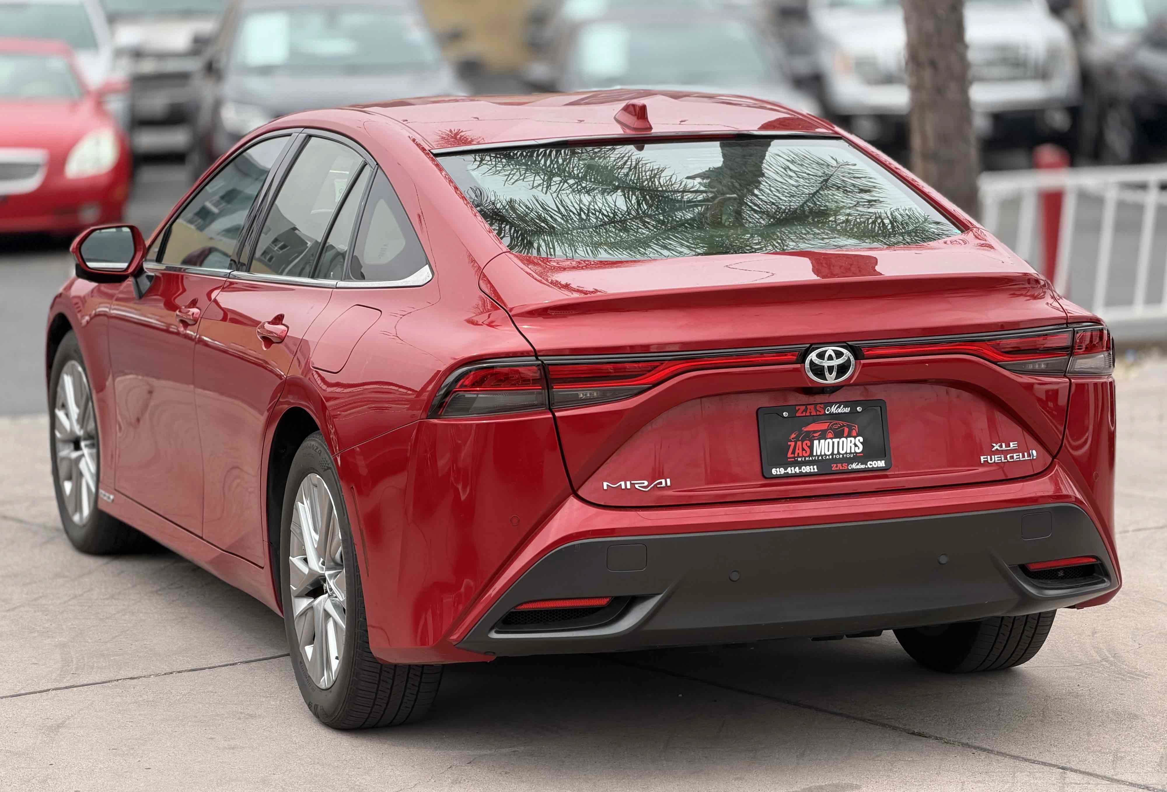 Used 2023 Toyota Mirai w/ Advanced Technology Package RWD image 6