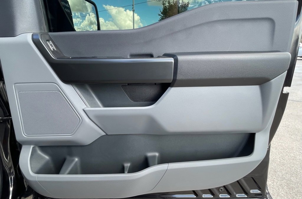 Used 2024 Ford F150 XL w/ Equipment Group 103A High image 28