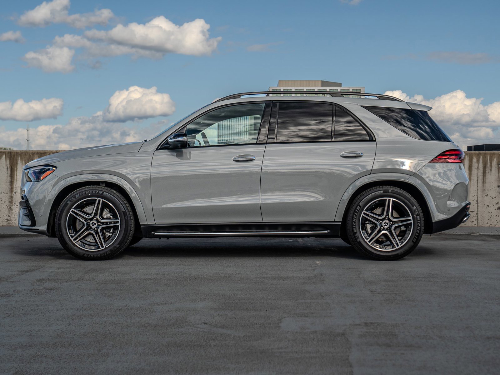 Certified 2026 Mercedes-Benz GLE 450 4MATIC image 3