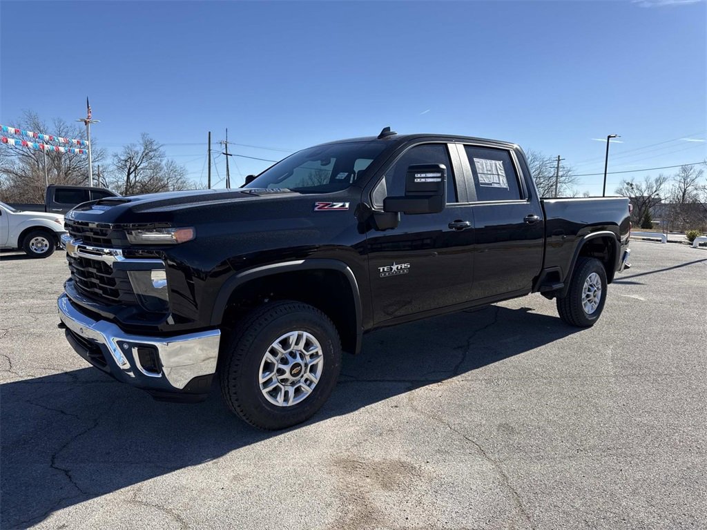 New 2026 Chevrolet Silverado 2500 LT w/ Texas Edition video 2
