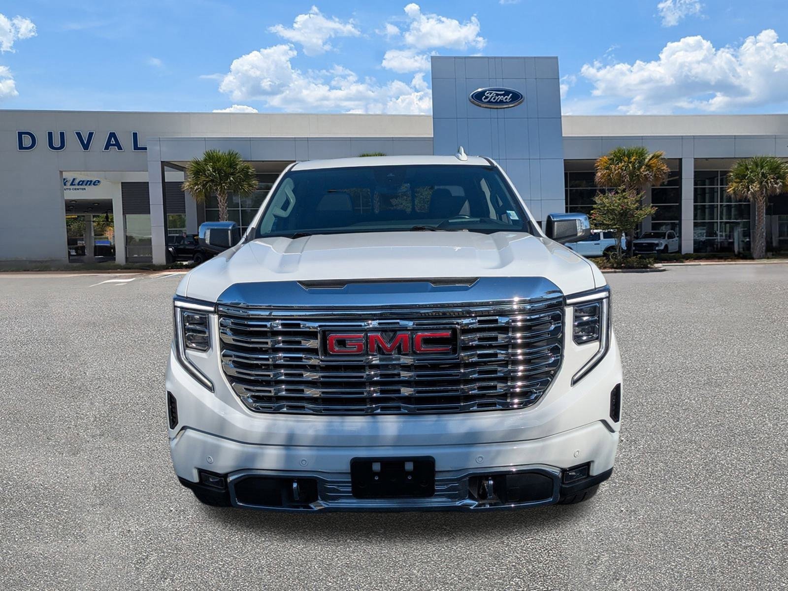 Used 2024 GMC Sierra 1500 Denali w/ Denali Reserve Package image 9