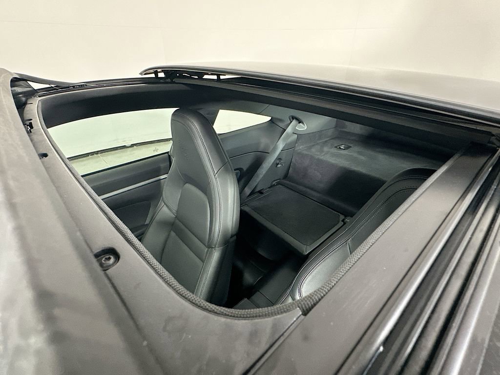 Certified 2024 Porsche 911 Carrera image 14