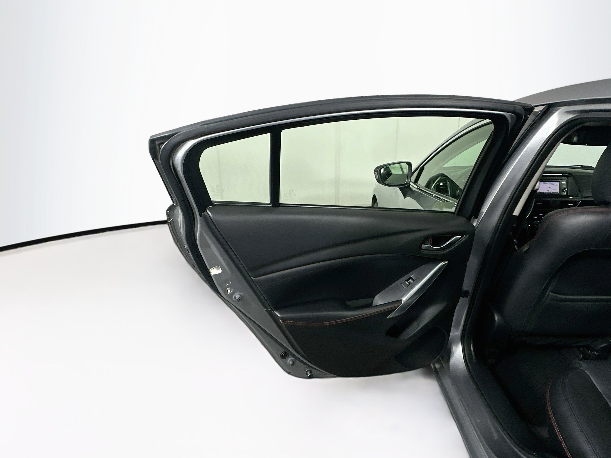 Used 2015 MAZDA MAZDA6 Grand Touring w/ GT Technology Package FWD image 26