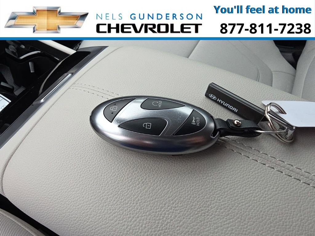 Used 2025 Hyundai Tucson SE AWD/4WD image 28