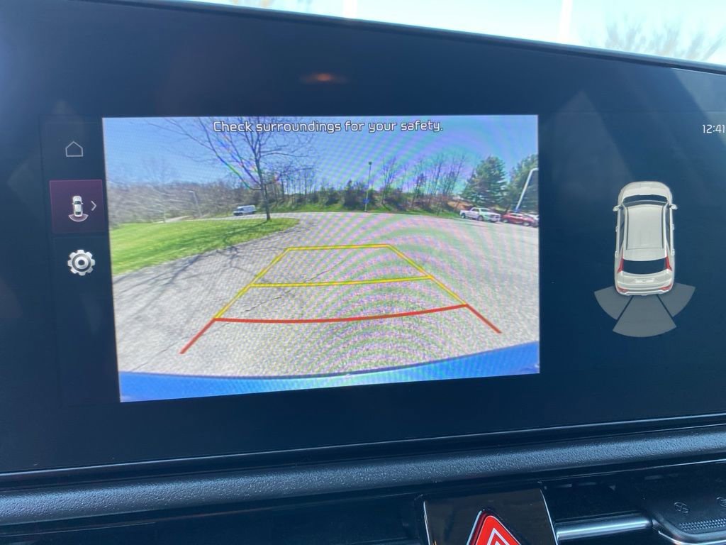 Certified 2024 Kia Niro EX image 30