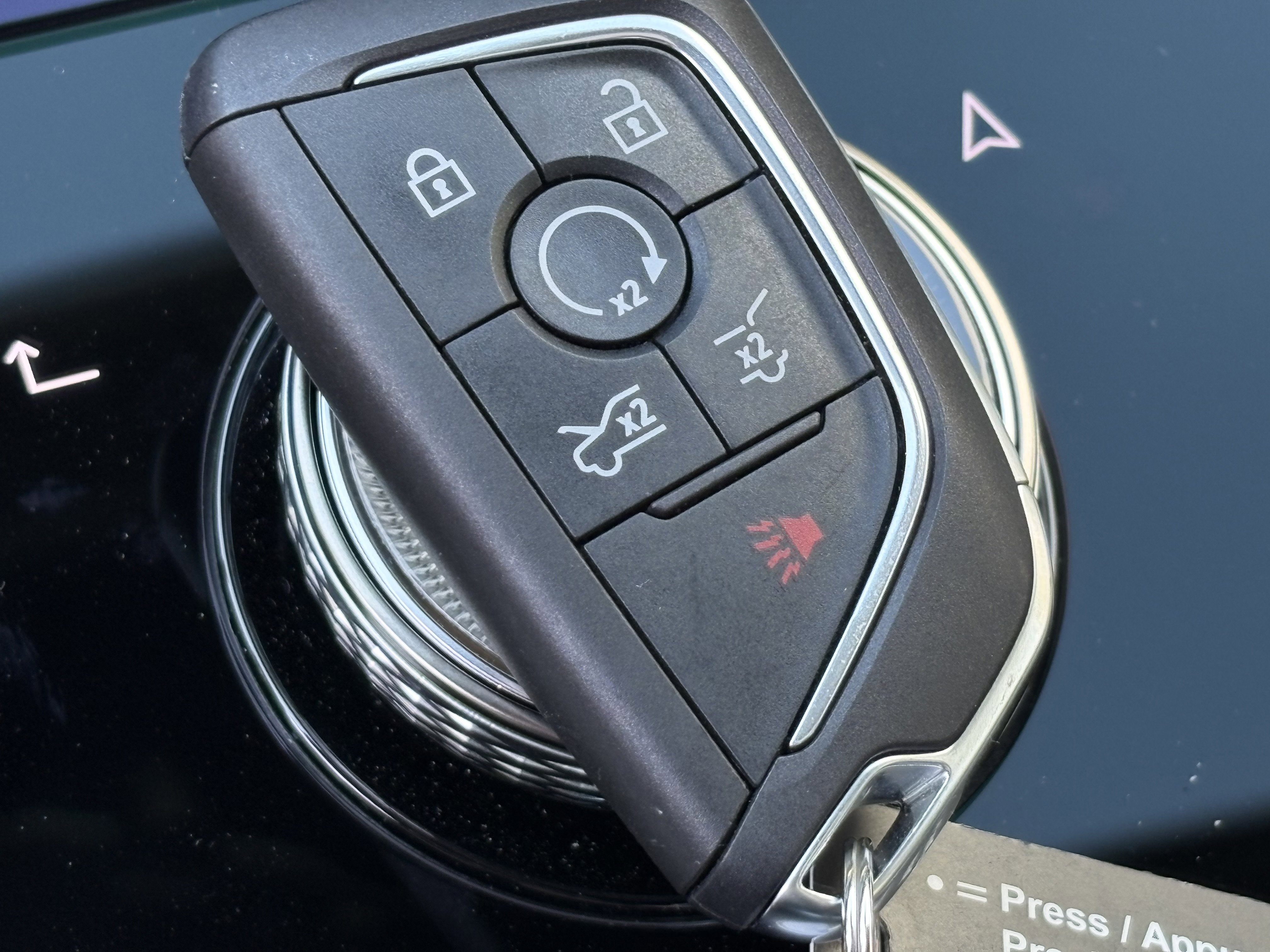 New 2025 Cadillac Escalade IQ Sport 2 w/ LPO, ONYX Package image 36