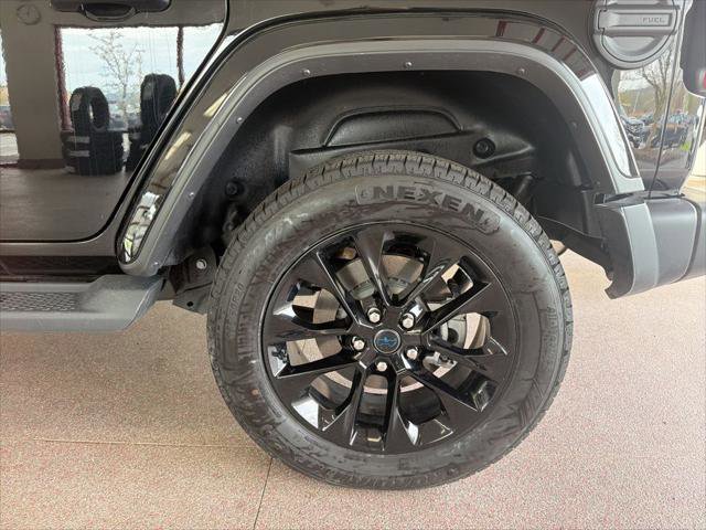 Certified 2025 Jeep Wrangler Unlimited Sahara AWD/4WD image 20