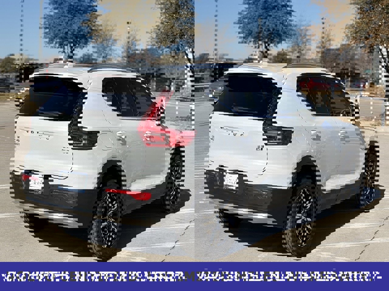 Certified 2025 Volvo XC40 B5 Core image 6