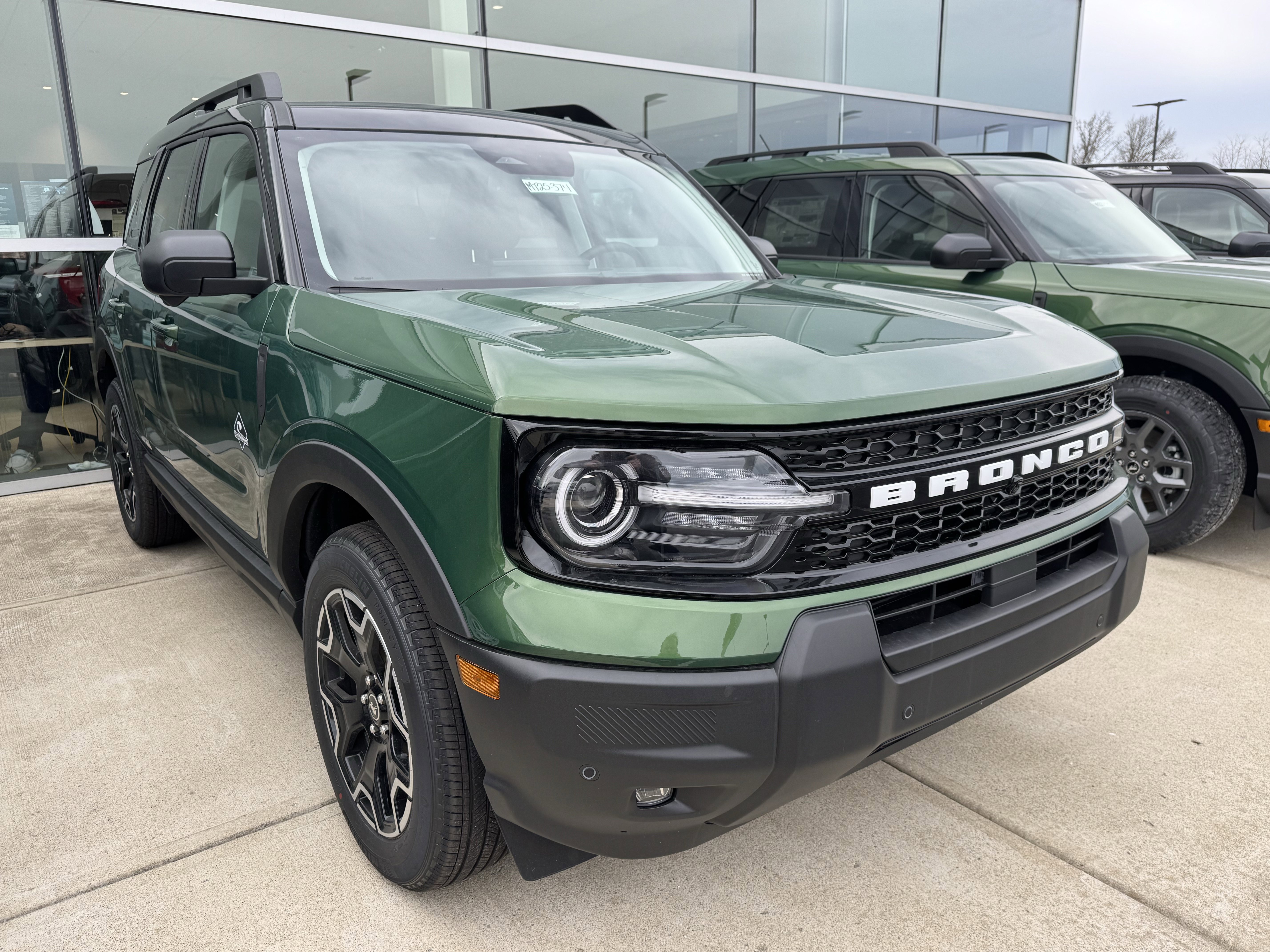 New 2025 Ford Bronco Sport Outer Banks w/ Outer Banks Tech Package+ image 2