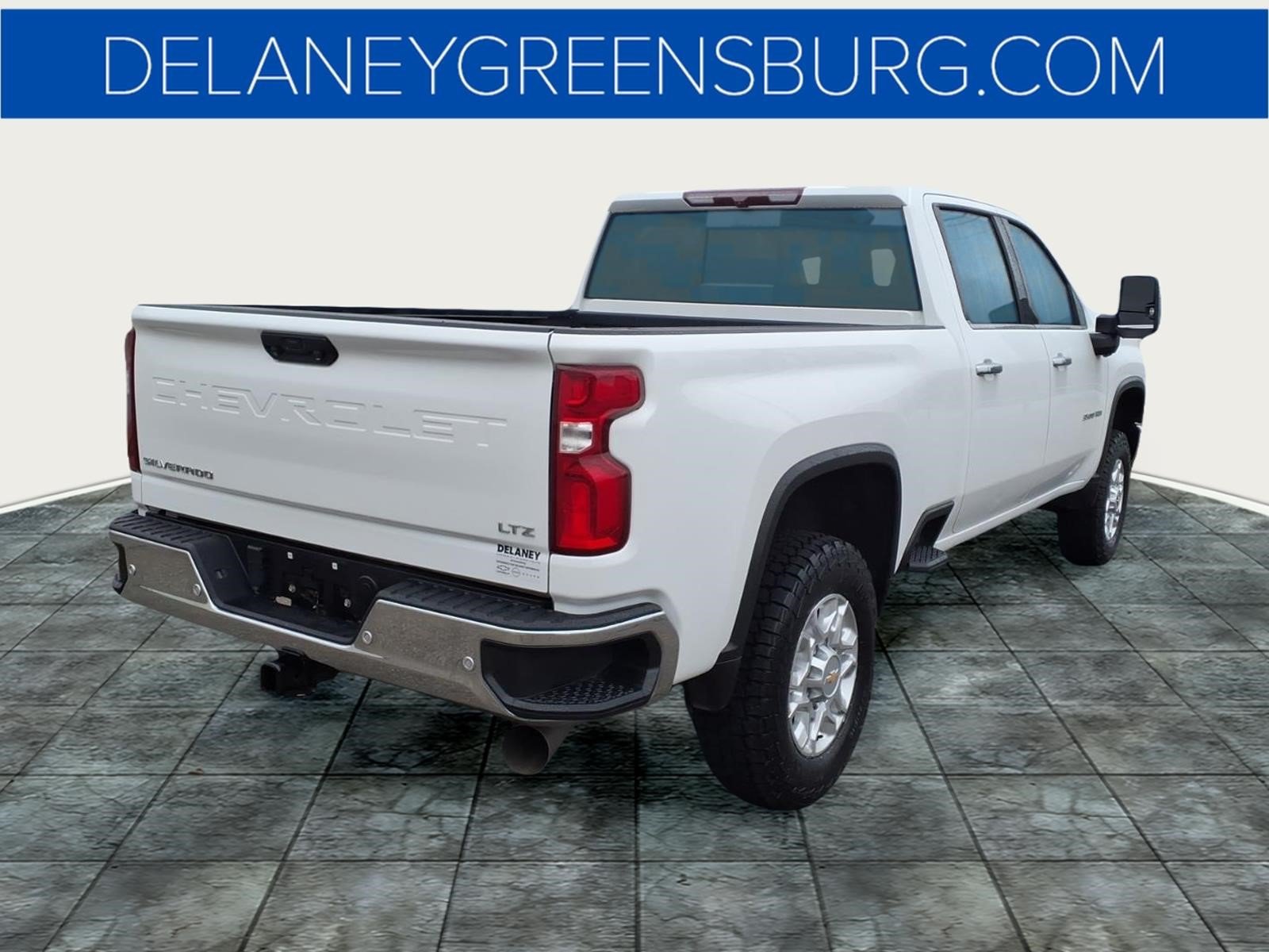Used 2023 Chevrolet Silverado 3500 LTZ w/ LTZ Plus Package AWD/4WD image 3