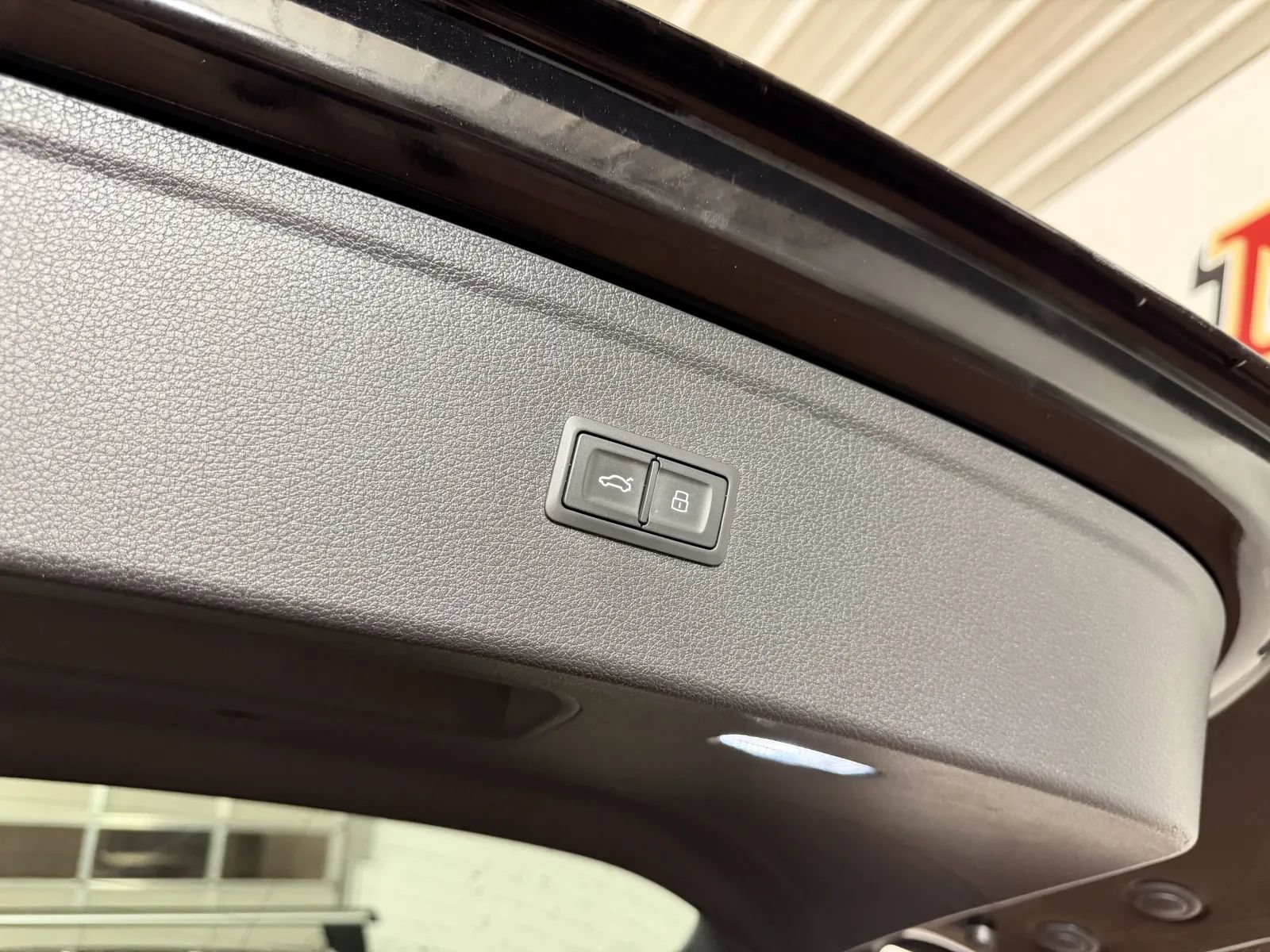 Used 2018 Audi Q5 Prestige w/ Prestige Package AWD/4WD image 38