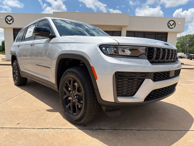 New 2026 Jeep Grand Cherokee L 4WD image 3