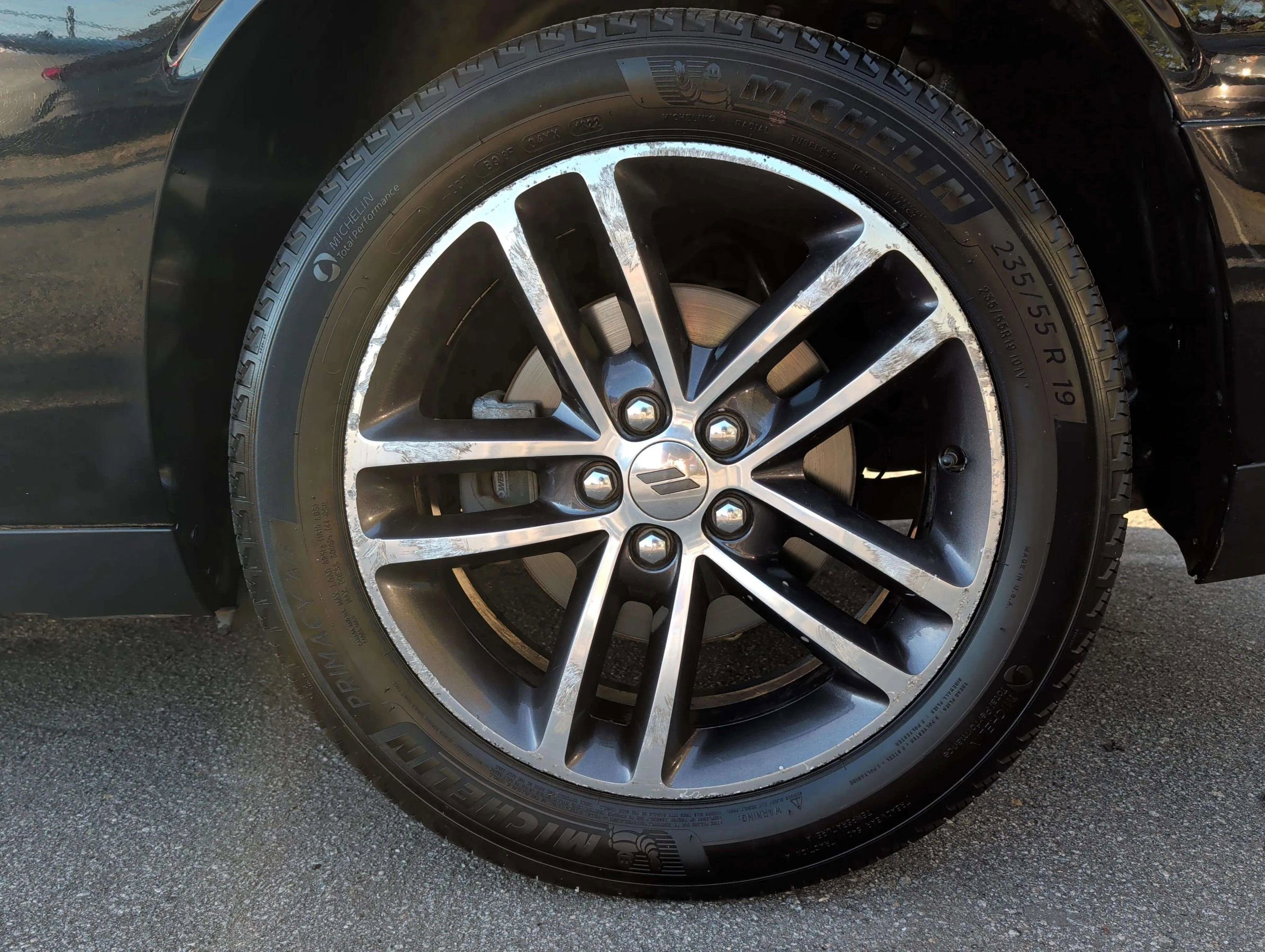 Used 2019 Dodge Challenger SXT AWD/4WD image 37