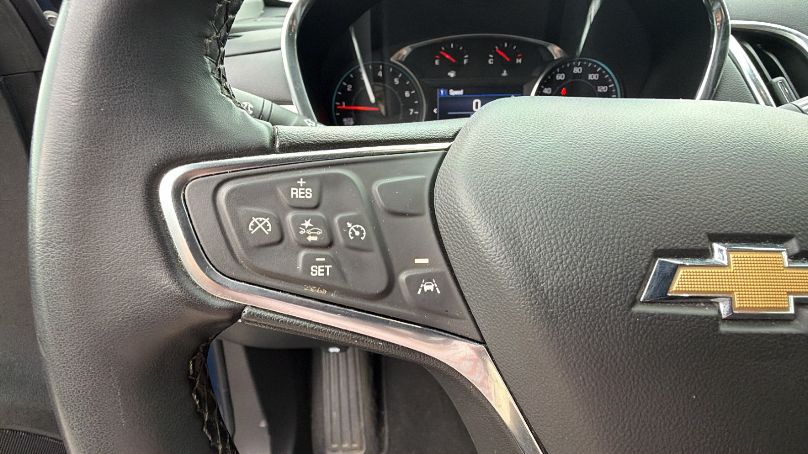 Used 2024 Chevrolet Equinox LT AWD/4WD image 27
