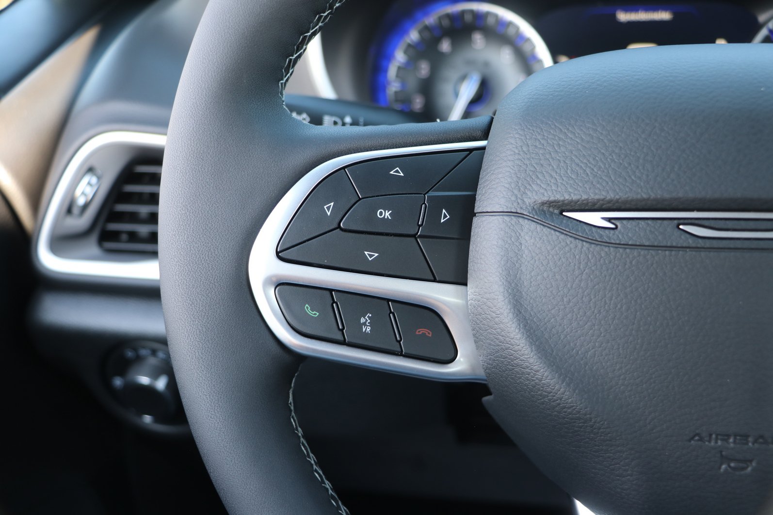 New 2027 Chrysler Pacifica LX FWD image 18