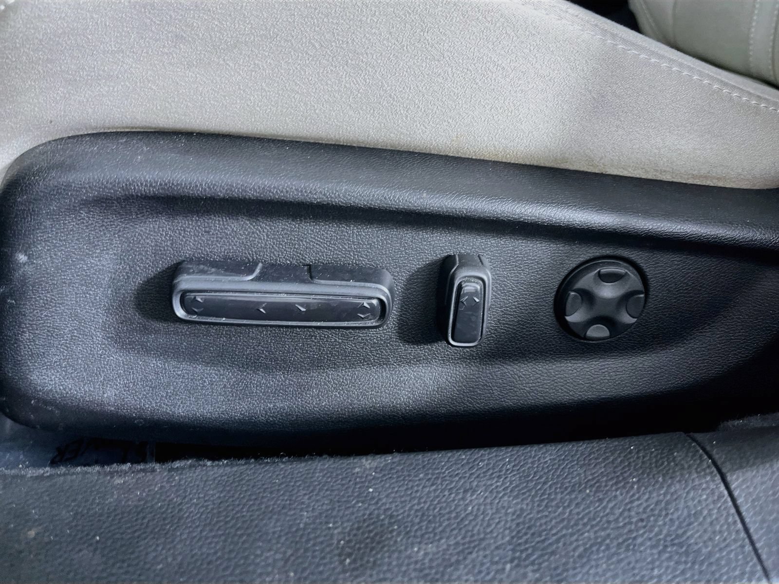 Used 2019 Honda Accord EX image 29