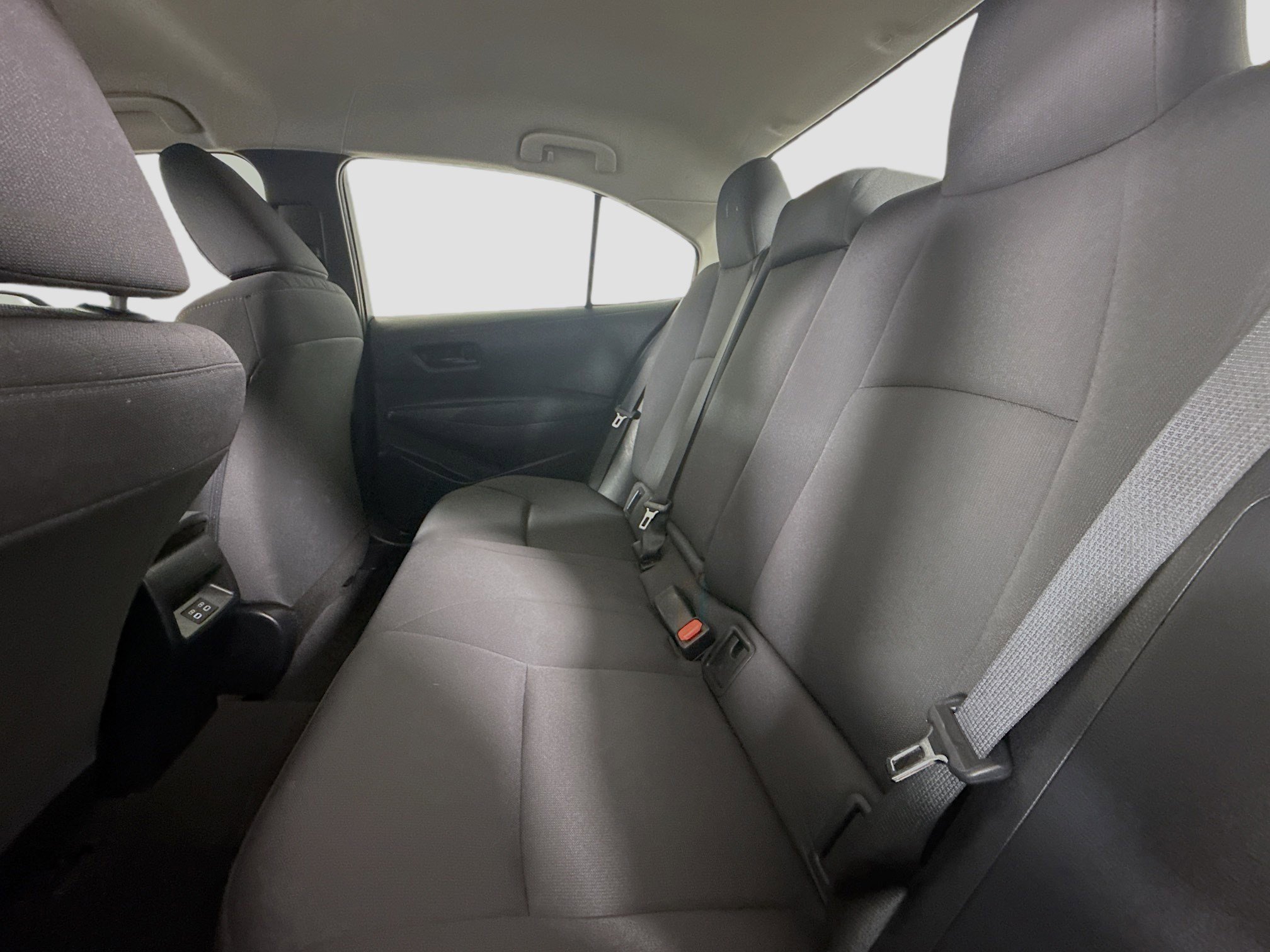 Used 2024 Toyota Corolla LE image 24