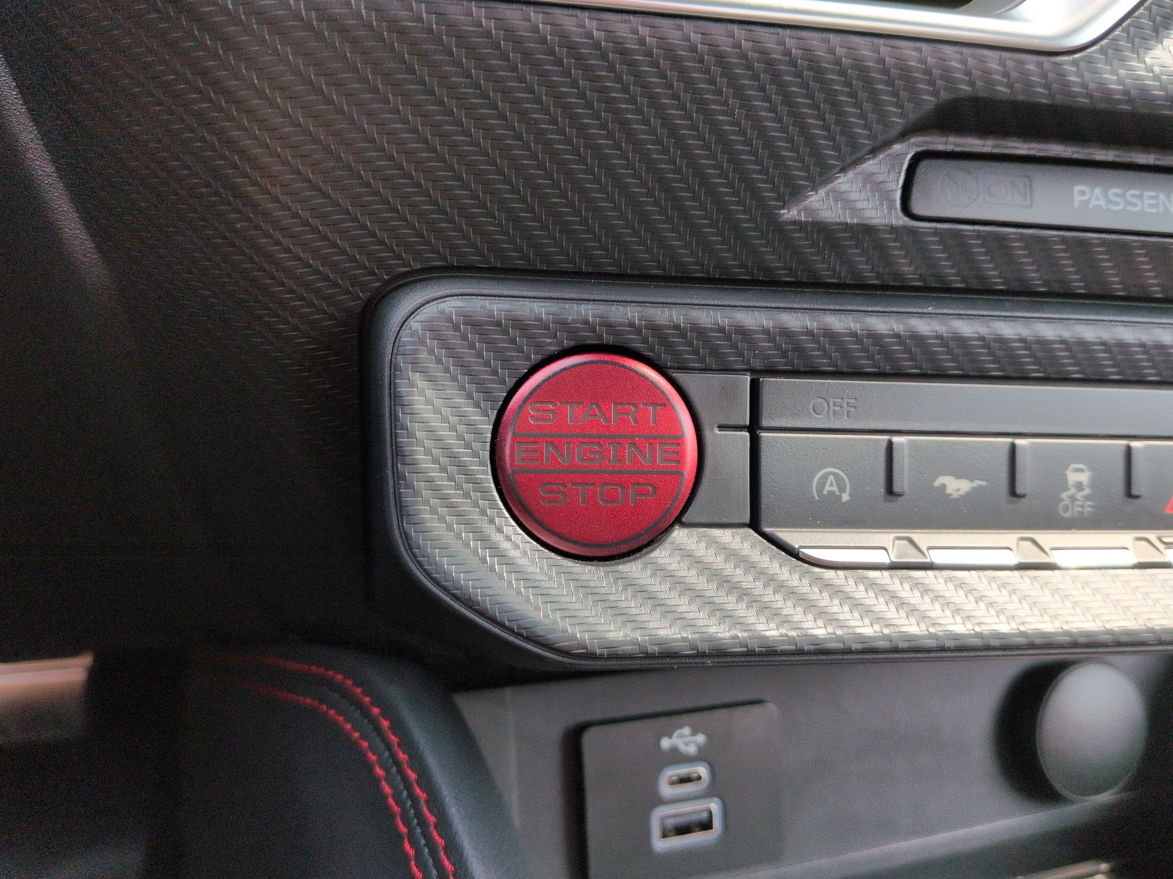 Used 2025 Ford Mustang GT Premium w/ 60th Anniversary Package RWD image 25