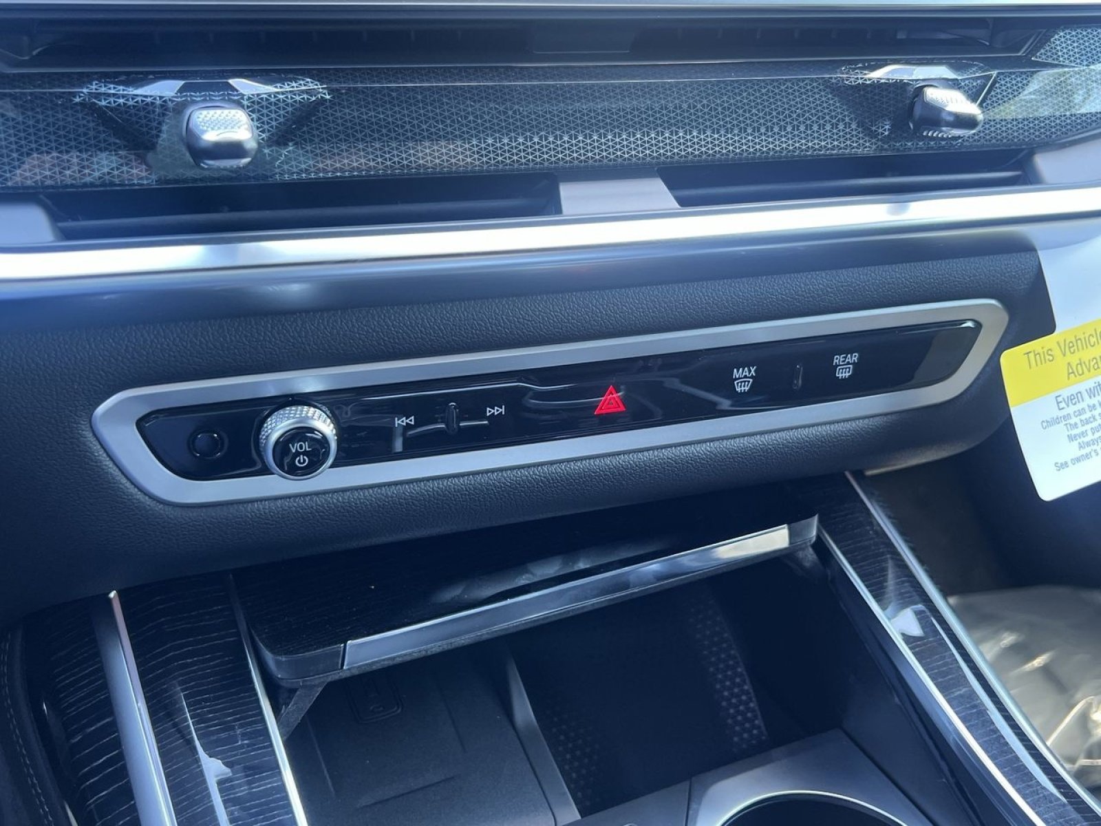 New 2026 BMW X7 xDrive40i w/ M Sport Package image 15