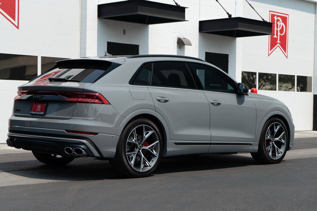 Used 2023 Audi SQ8 Prestige AWD/4WD image 28